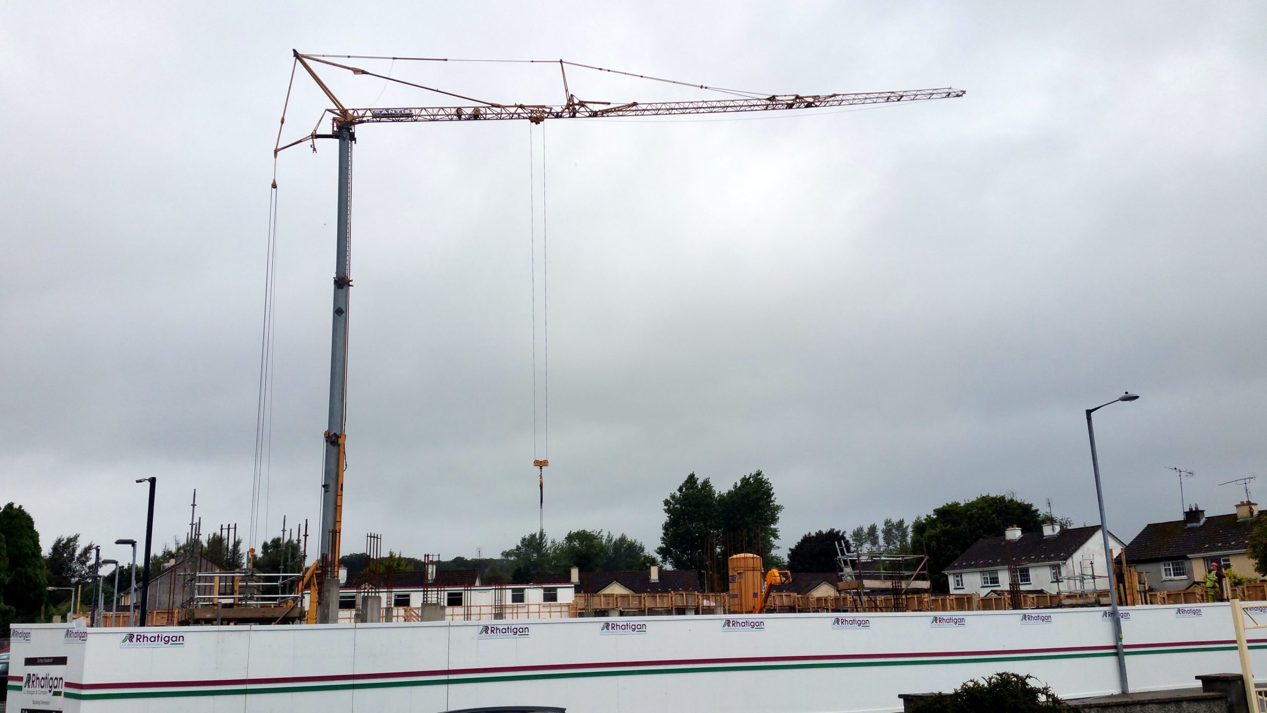 Potain HDT80 on Primary Care Centre