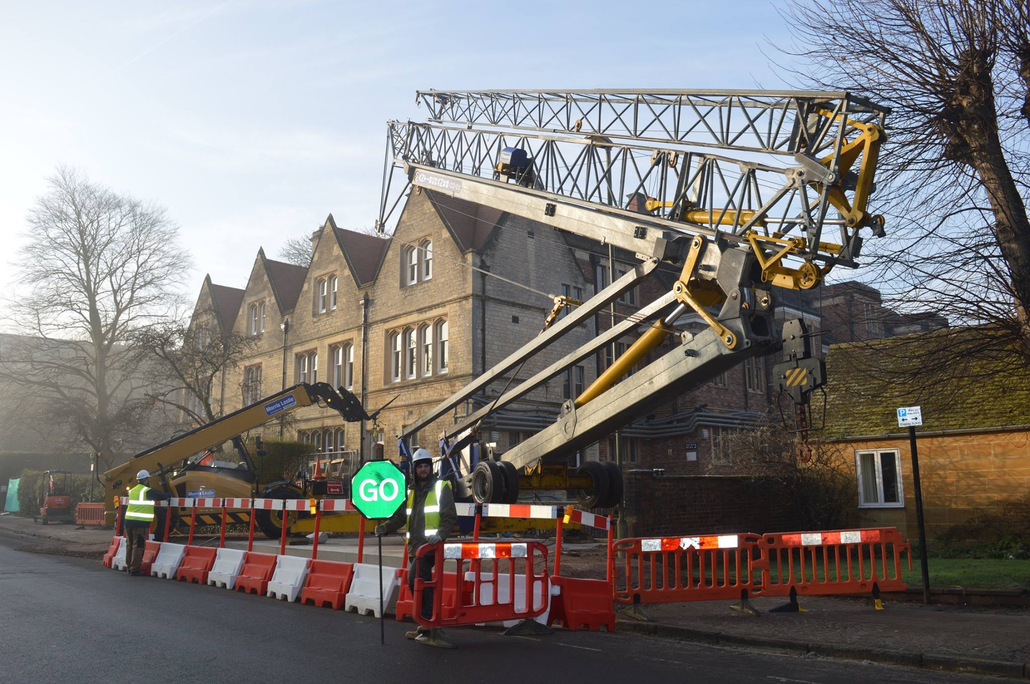 Self Erecting Crane at Oxford College
