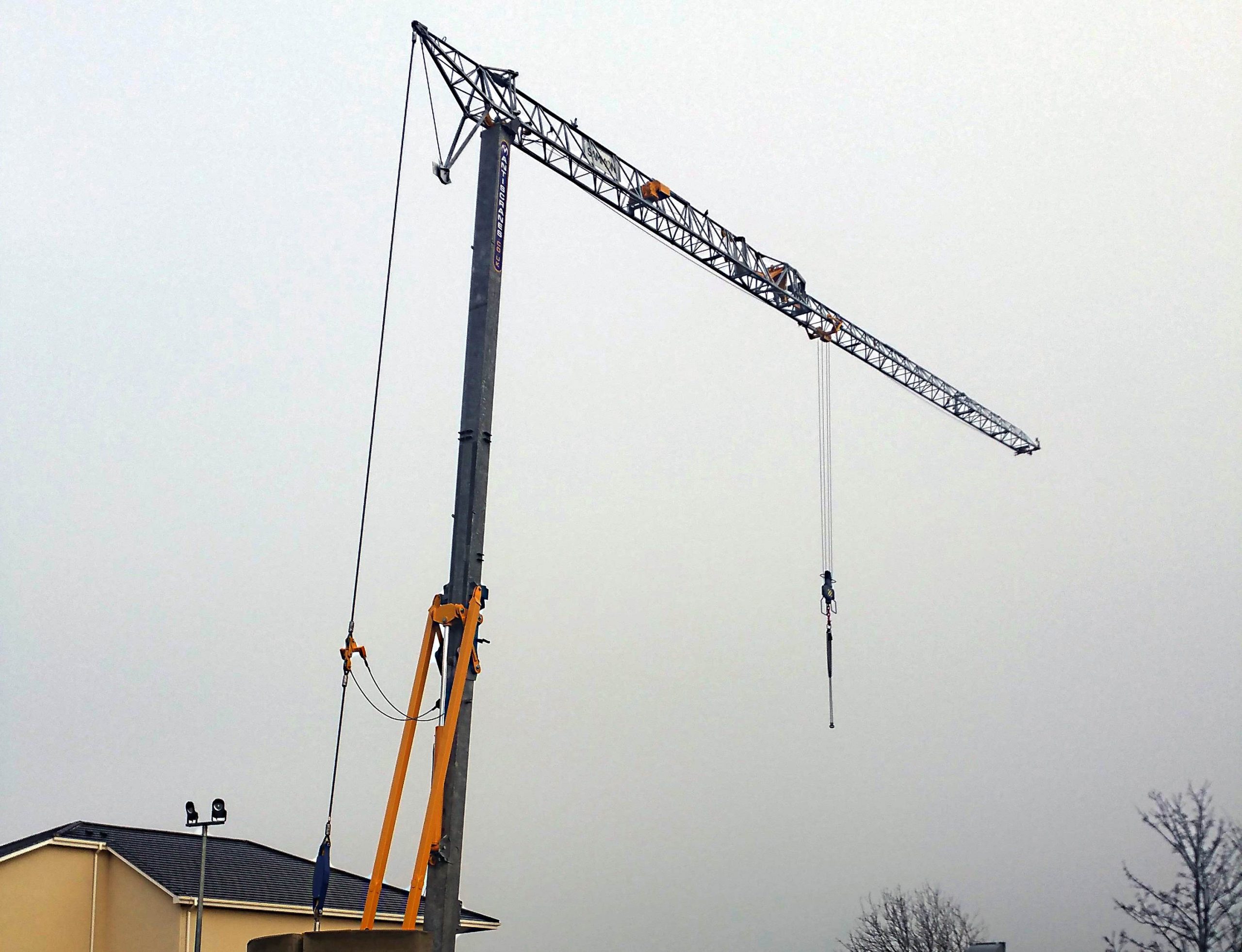 Mantis 35.10 at Beneavin Care Home Project Mantis 35.10 Self Erecting Tower Crane at the Beneavin Care Home Project