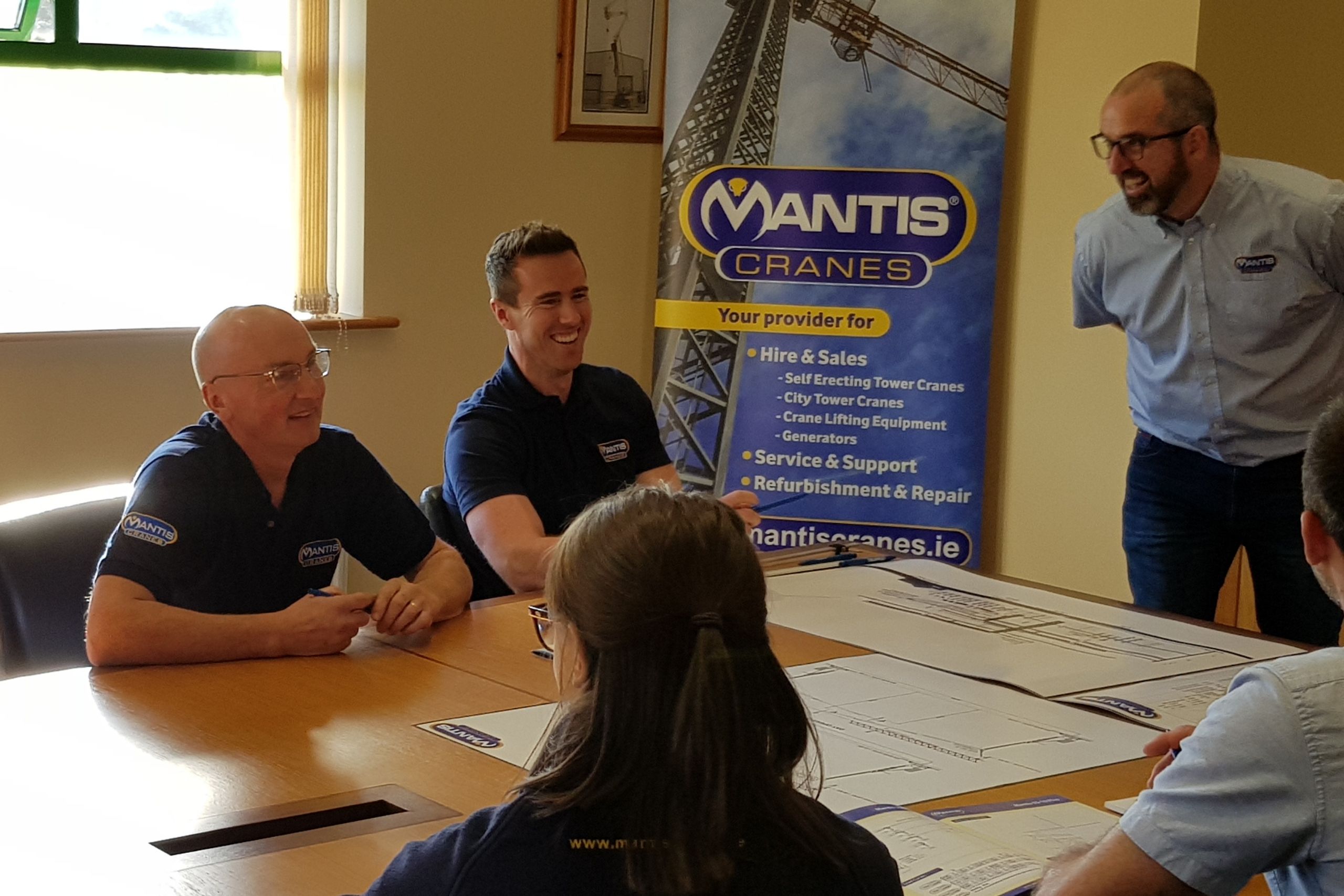 Mantis Cranes planning meeting for crane hire ireland
