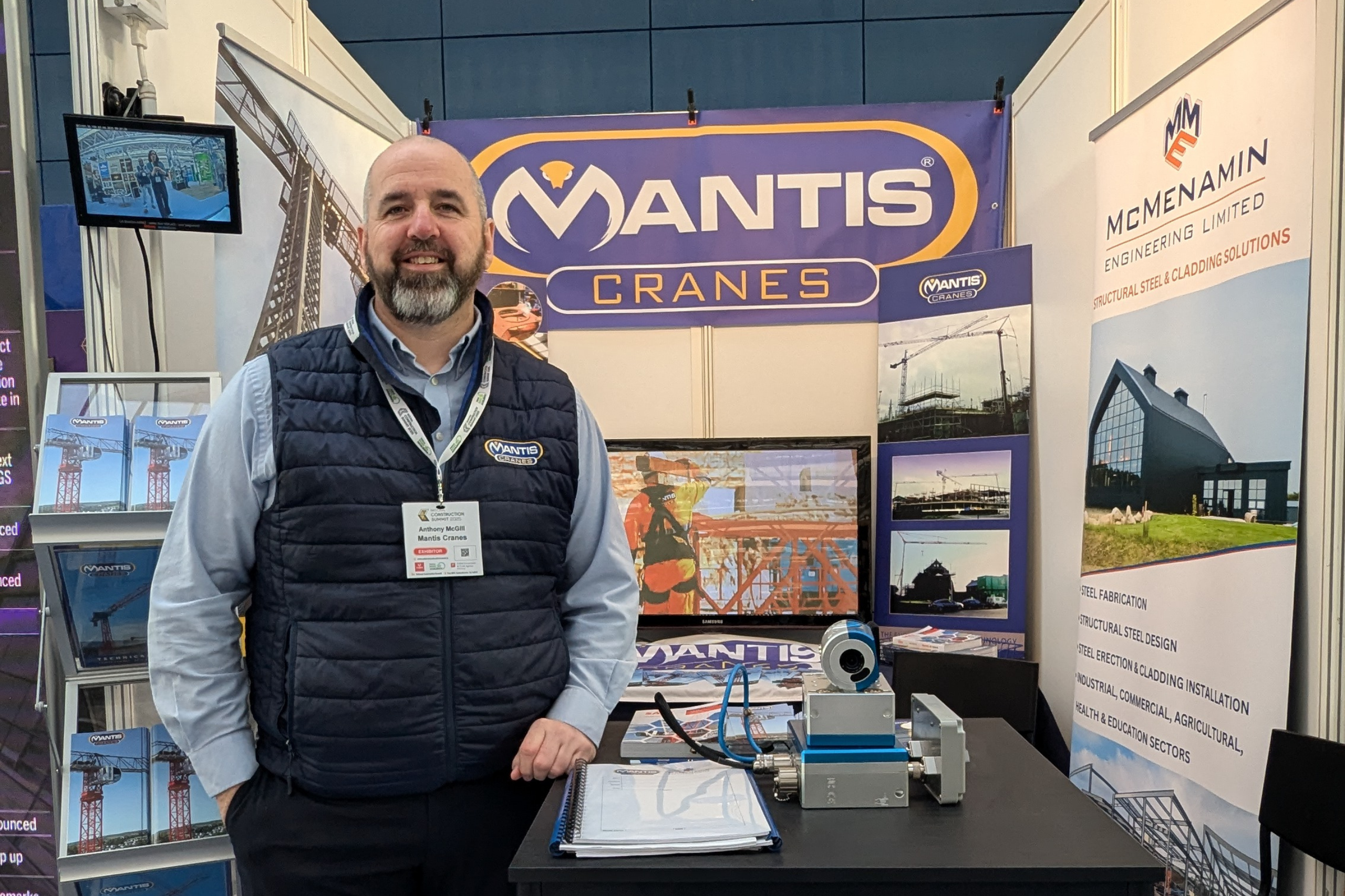 self erecting tower crane A photo of Mantis Cranes exhibiting at the National Construction Summit in 2025
