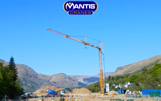 a photo of a self erecting tower crane